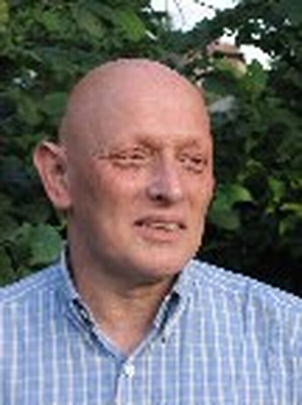 Neumann László elment