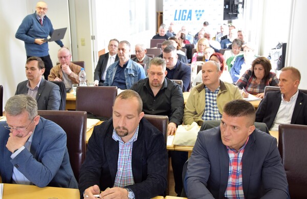 A szakszervezetek szerepének megerősítéséért 