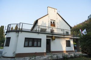 A szegények otthon, sátorban nyaraljanak?