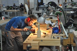 Czomba: Versenyképes tudást biztosít a duális képzés