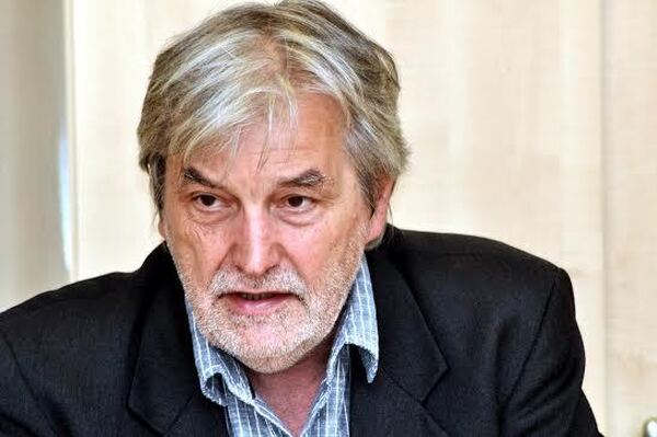 A PDSZ az új köznevelési államtitkárral és a Nemzeti Pedagógus Kar elnökével egyeztetne