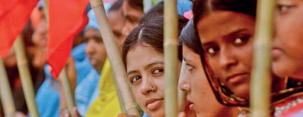 Világszerte veszélyben a munkavállalók jogai