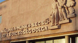 Önként dolgozunk munkaszüneti napon is