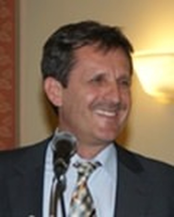 Tízezer aláírás