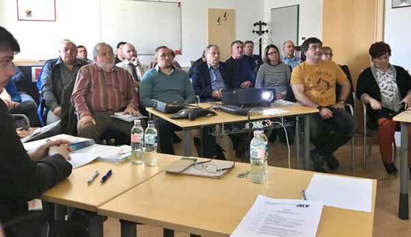 Munkáltatók, munkavállalók a munkaerőpiacról