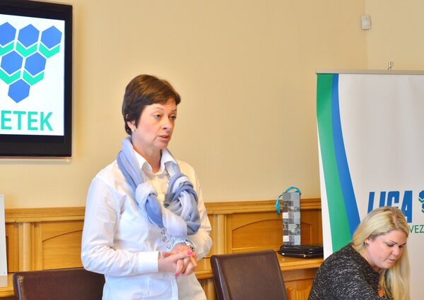 Esélyt a nőknek, esélyt a munkavállalóknak!