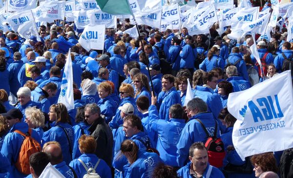 A LIGA mindig is a béremelésért küzdött