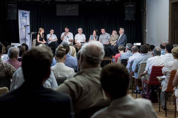 Miért szükséges Közép-Kelet Európában a béremelés?