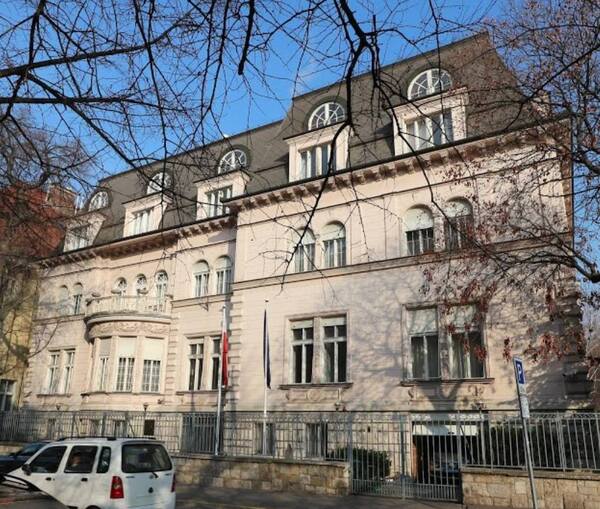 Tüntetés a Lengyel Köztársaság Nagykövetsége előtt